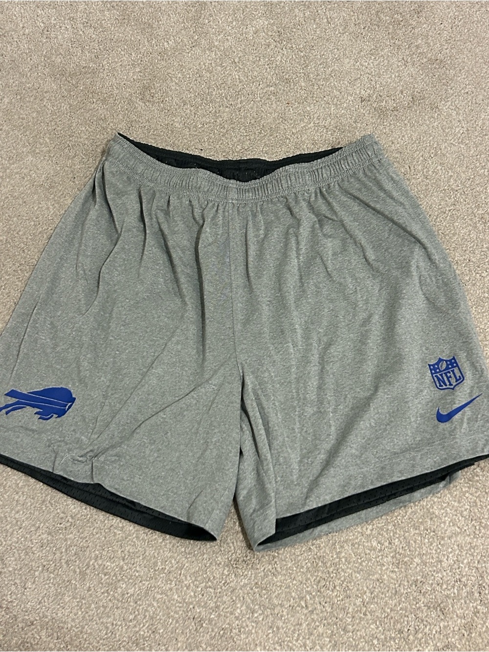 Nike NFL Buffalo Bills Reversible Dri-Fit and Mesh Shorts Gray Red size L NWOT